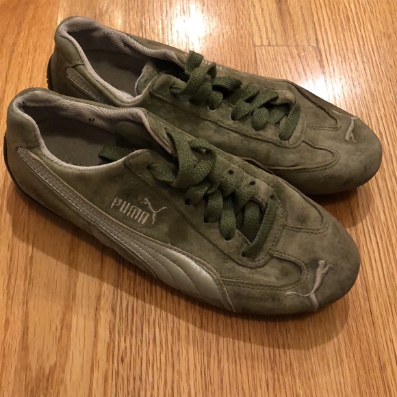 Woman’s Sz 7 Puma Speedcat Racing Shoes in Sage Green and Silver - Picture 3 of 14